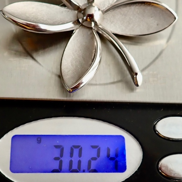 Crown Trifari Silver Tone Brooch Flower Plumeria Mid-Century Modern Vintage MCMM - Picture 6 of 8